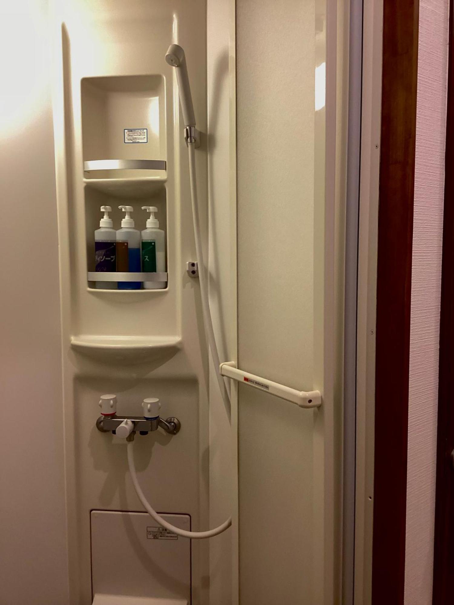 Osaka Namba Hostel Miyabi Екстер'єр фото