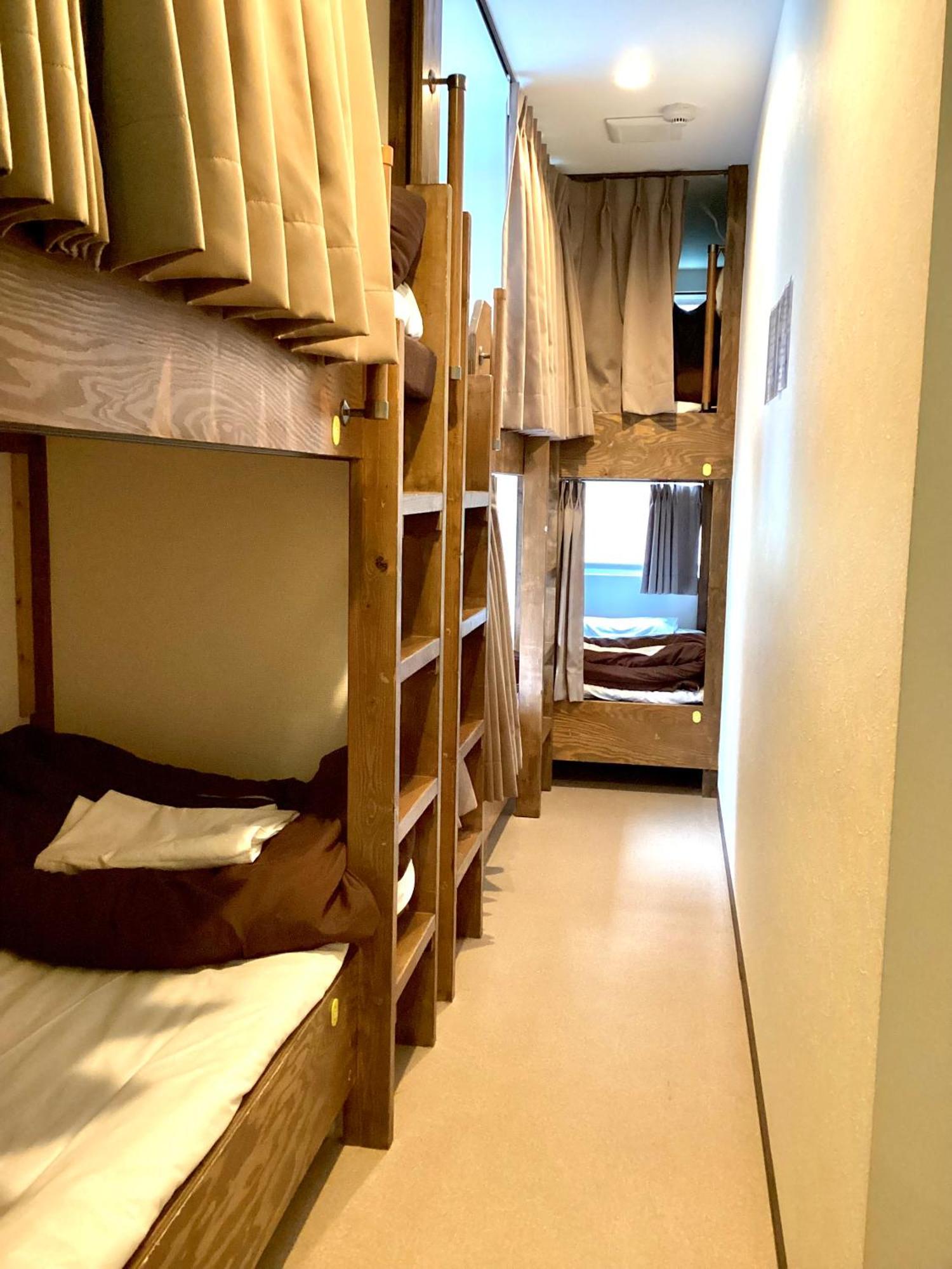 Osaka Namba Hostel Miyabi Екстер'єр фото