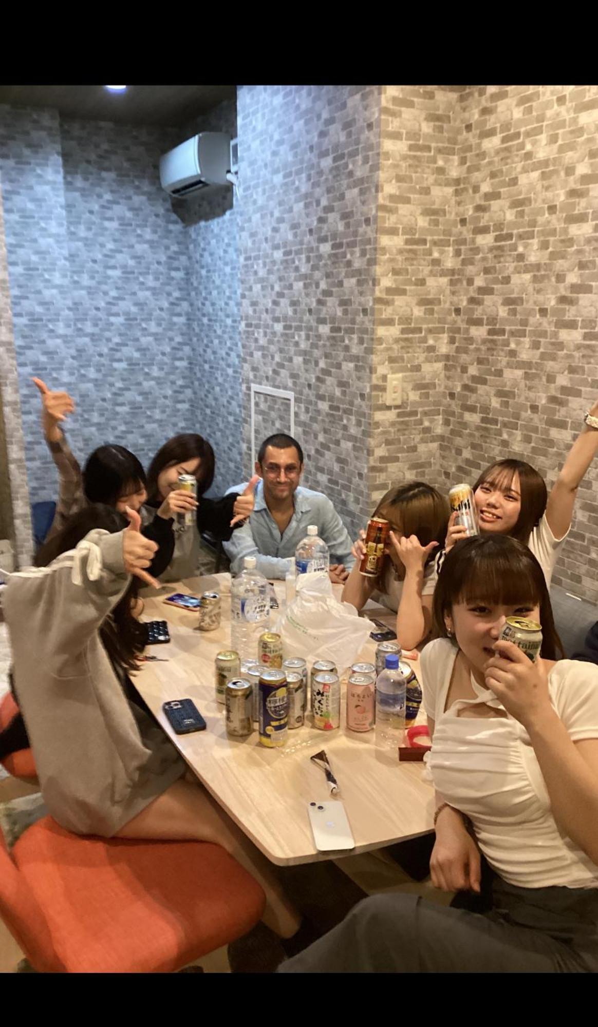Osaka Namba Hostel Miyabi Екстер'єр фото